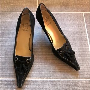 Joan & David black suede loafer heeled pump